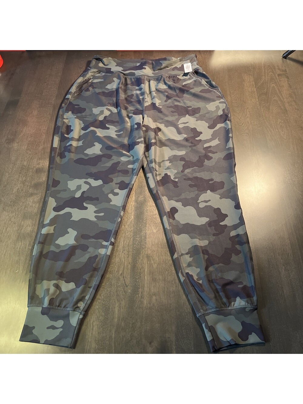 Old Navy Active Camo Powersoft High-Rise Crop Jogger Go-Dry Pants Women XLT- New